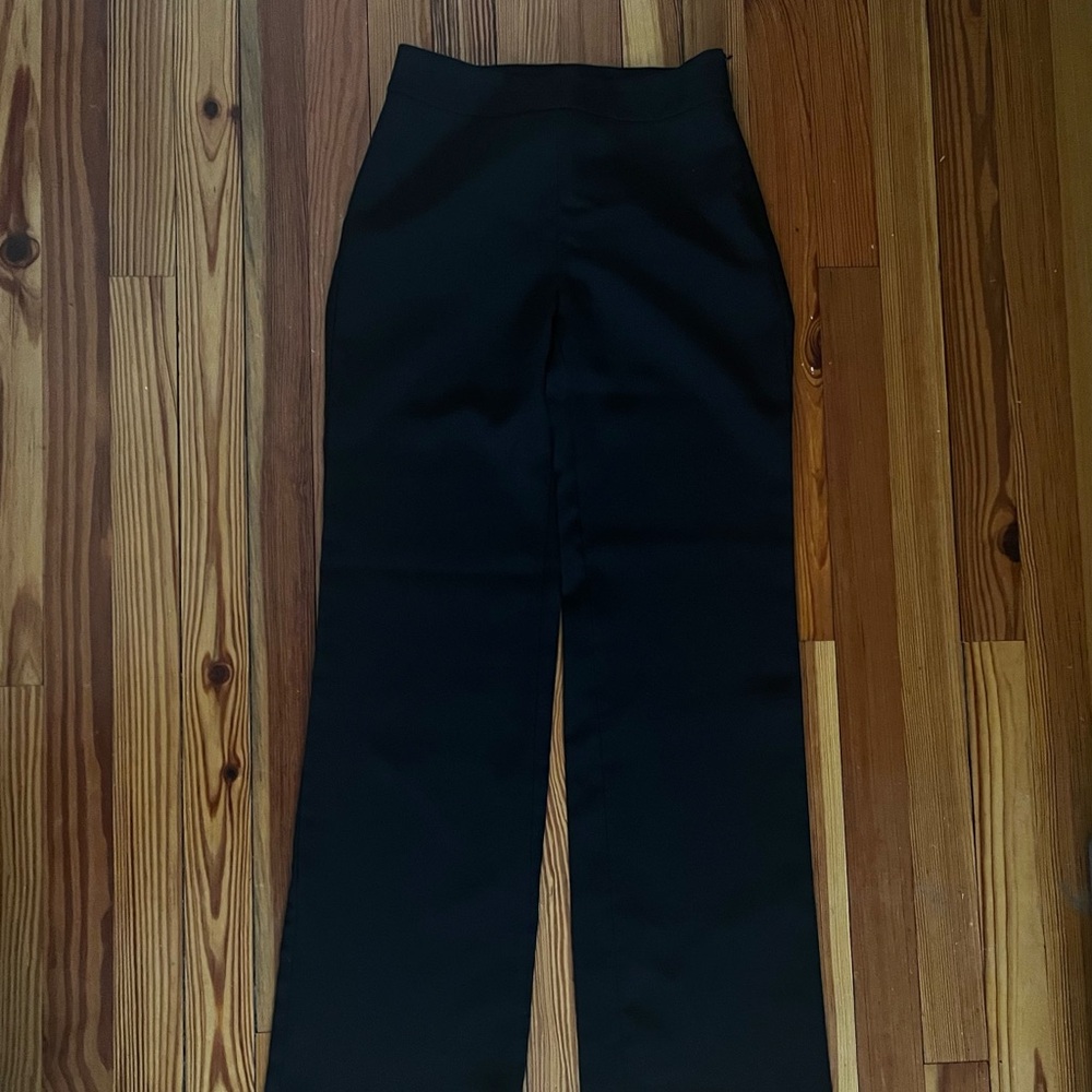 Chic Black High-Waisted Trousers with Side Zip
